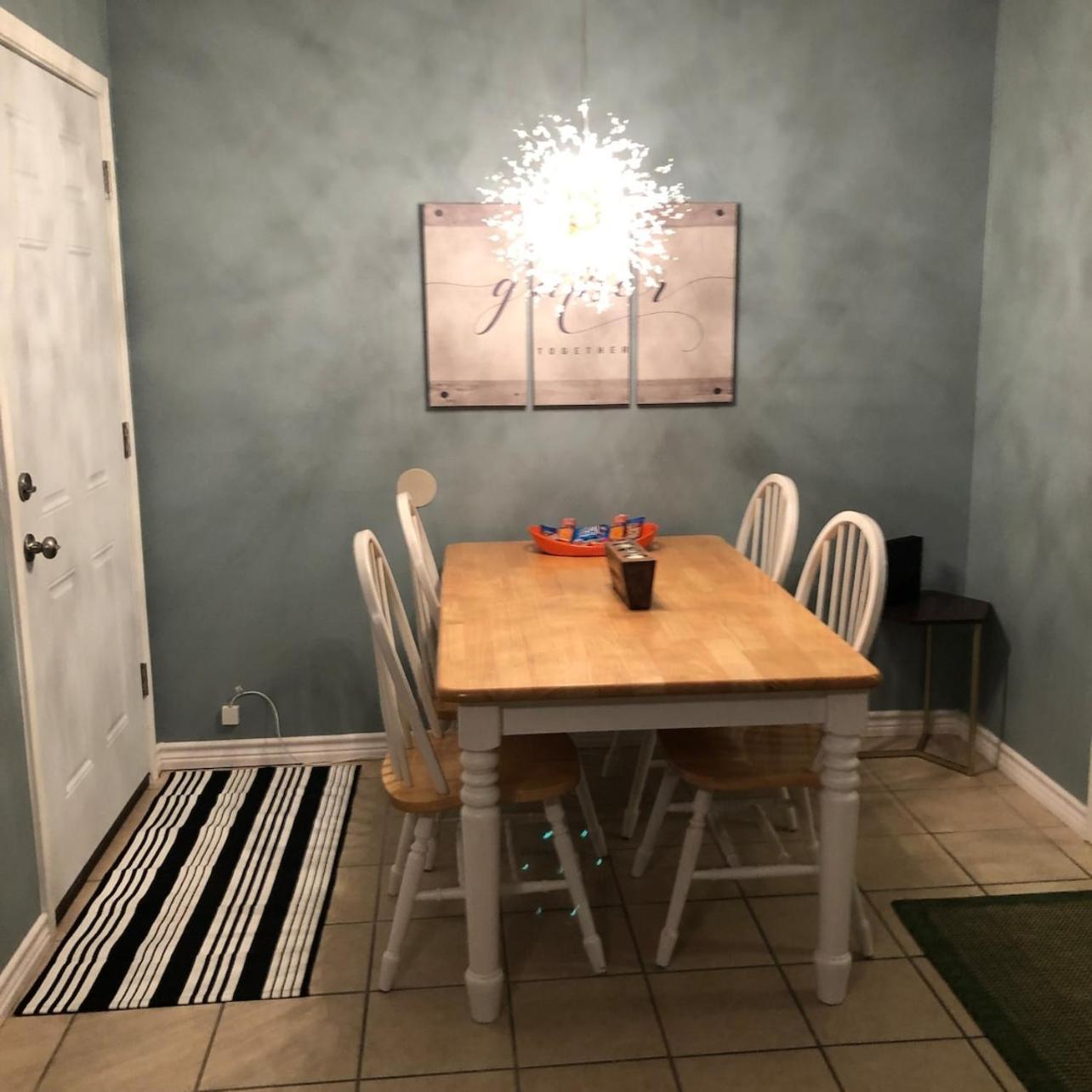 קולג' סטיישן Brilliant & Beautiful Bnb Apartment! B מראה חיצוני תמונה